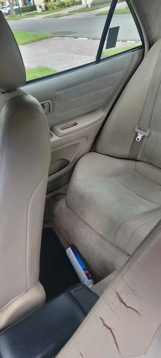 2001 Lexus IS 1st Gen - Image 4 of 8