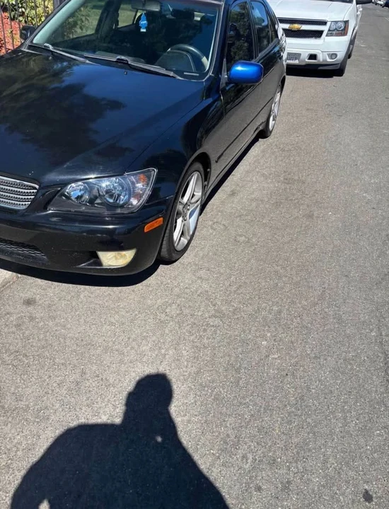 2001 Lexus IS 1st Gen - Image 4 of 10