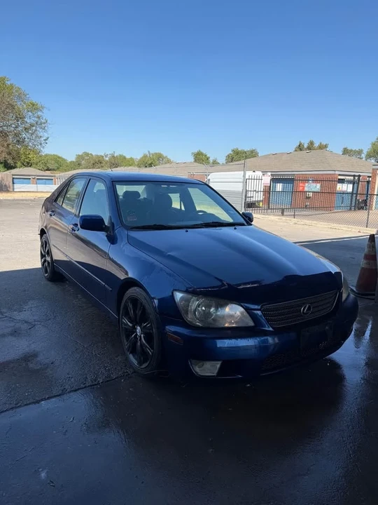 2001 Lexus IS 1st Gen - Image 6 of 13