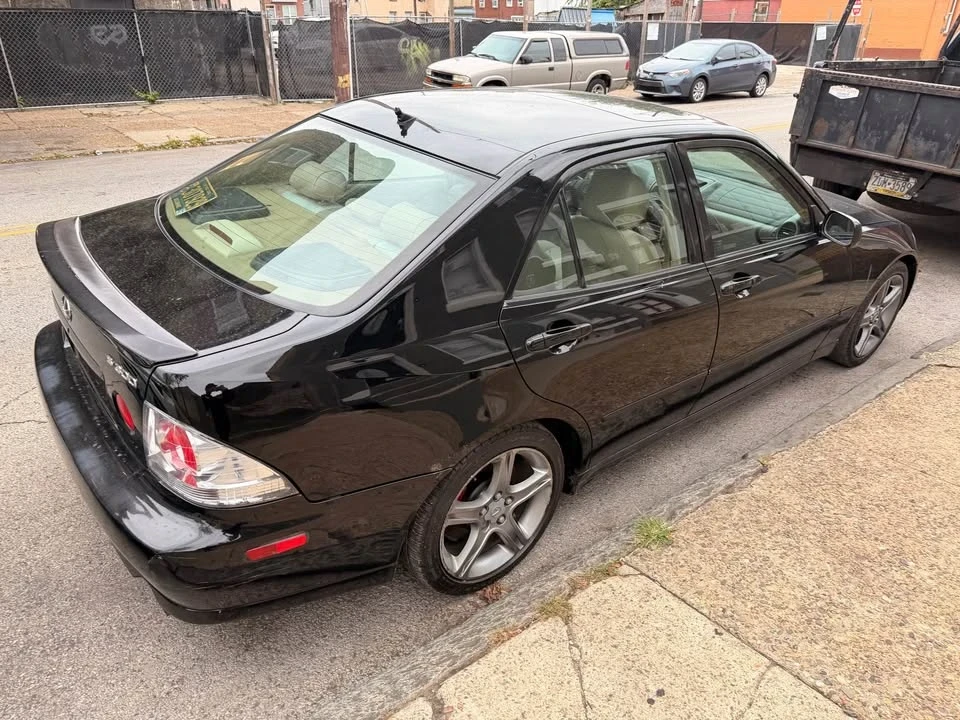 2001 Lexus IS 1st Gen - Image 6 of 9