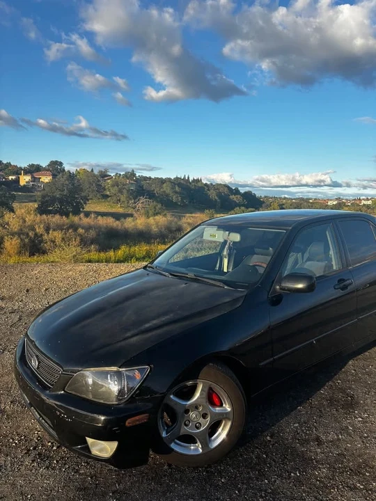2001 Lexus IS 1st Gen - Image 3 of 9