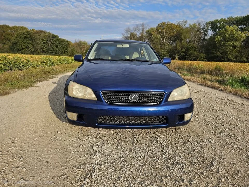 2001 Lexus IS 1st Gen - Image 8 of 12