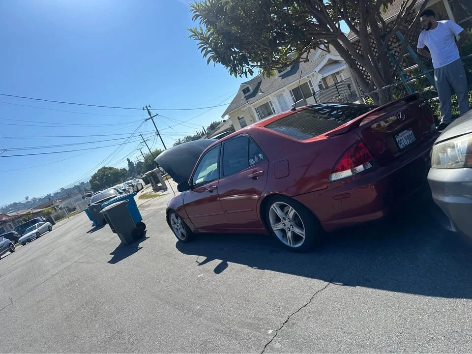 2001 Lexus IS 1st Gen - Image 4 of 4