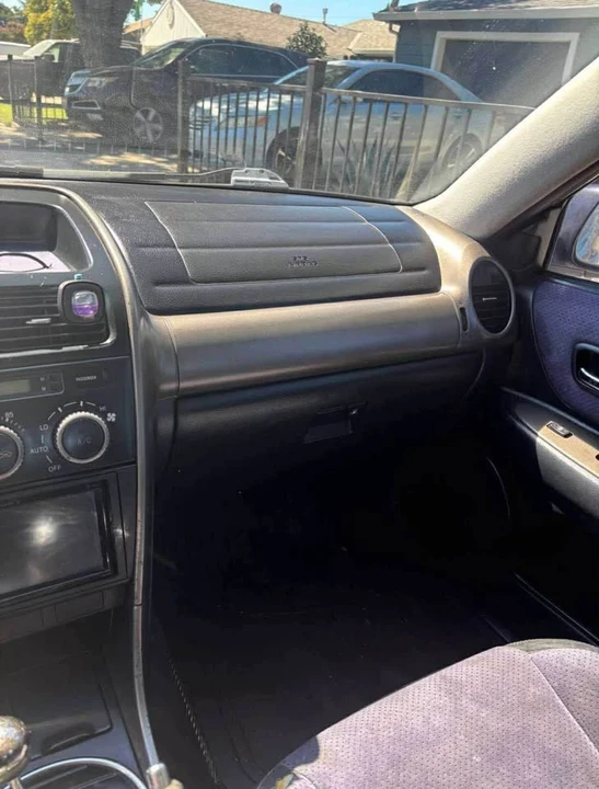 2001 Lexus IS 1st Gen - Image 6 of 10