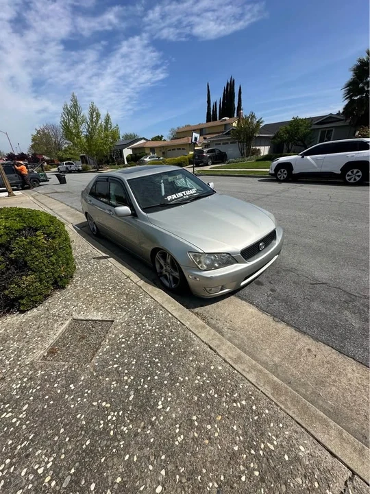 2001 Lexus IS 1st Gen - Image 3 of 7