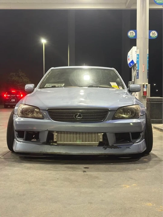 2001 Lexus IS 1st Gen - Image 3 of 5