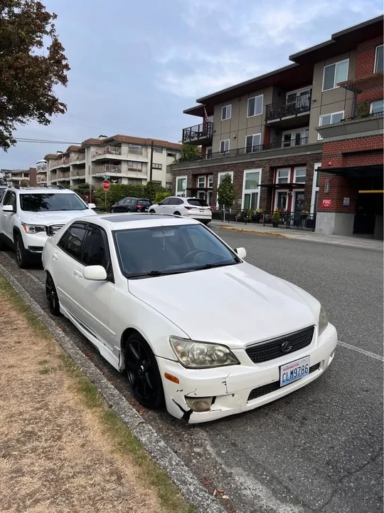 2001 Lexus IS 1st Gen - Image 5 of 5