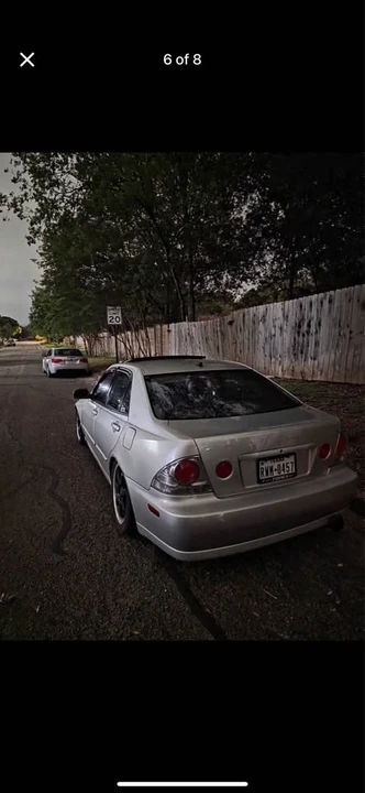 2001 Lexus IS 1st Gen - Image 5 of 6