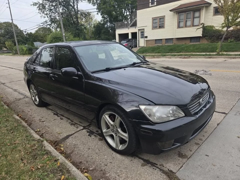 2001 Lexus IS 1st Gen - Image 6 of 11