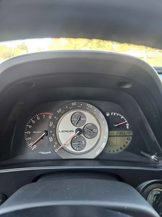 2001 Lexus IS 1st Gen - Image 13 of 15