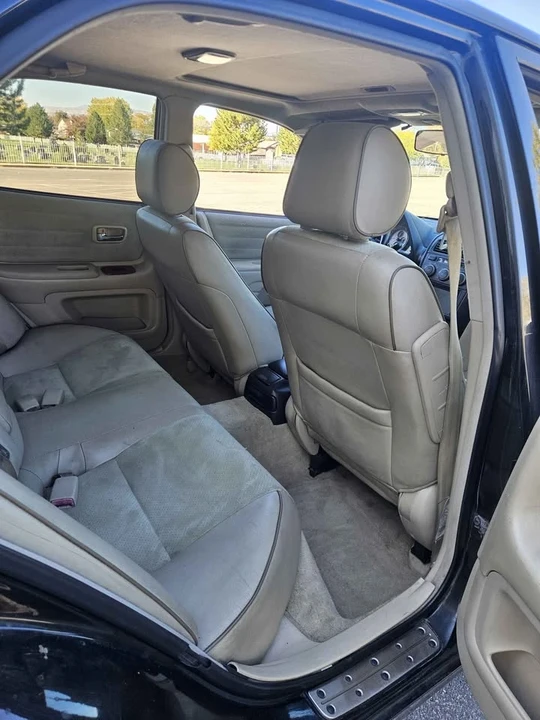 2001 Lexus IS 1st Gen - Image 9 of 15