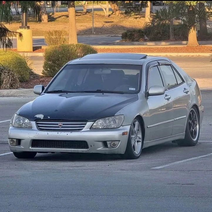 2001 Lexus IS 1st Gen - Image 6 of 6