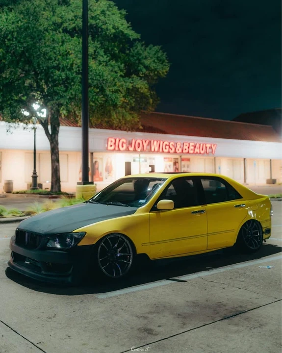 2001 Lexus IS 1st Gen - Image 4 of 7