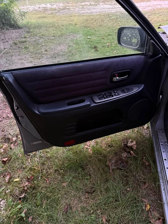 2001 Lexus IS 1st Gen - Image 7 of 9