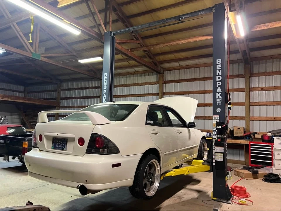 2001 Lexus IS 1st Gen - Image 4 of 5