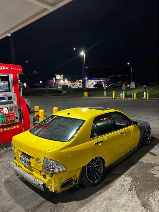 2001 Lexus IS 1st Gen - Image 6 of 7