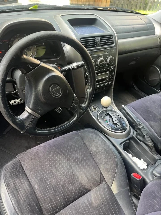 2001 Lexus IS 1st Gen - Image 9 of 9