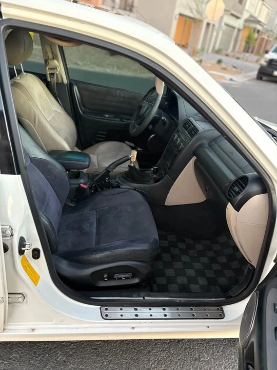 2001 Lexus IS 1st Gen - Image 6 of 6
