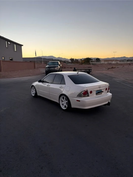 2001 Lexus IS 1st Gen - Image 3 of 6