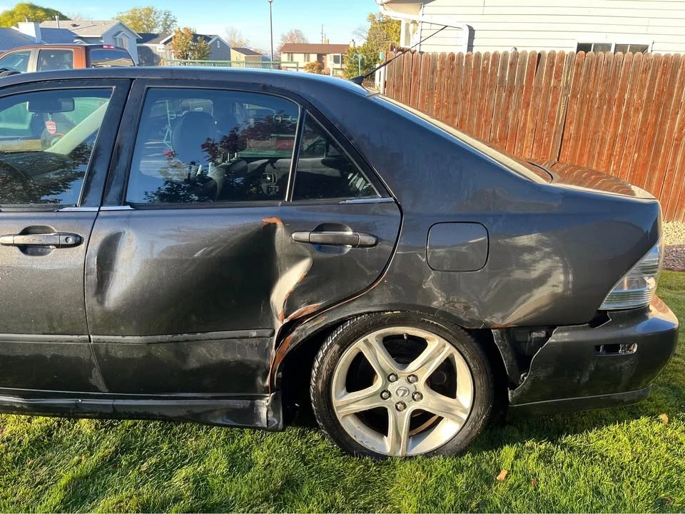 2001 Lexus IS 1st Gen - Image 9 of 12