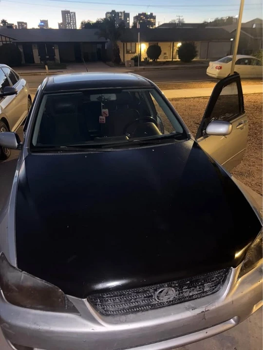 2001 Lexus IS 1st Gen - Image 2 of 3