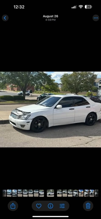 2001 Lexus IS 1st Gen - Image 2 of 5