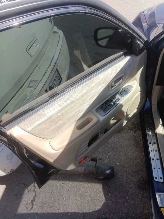 2001 Lexus IS 1st Gen - Image 9 of 9