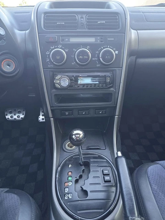 2001 Lexus IS 1st Gen - Image 10 of 14