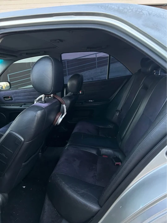 2001 Lexus IS 1st Gen - Image 6 of 10