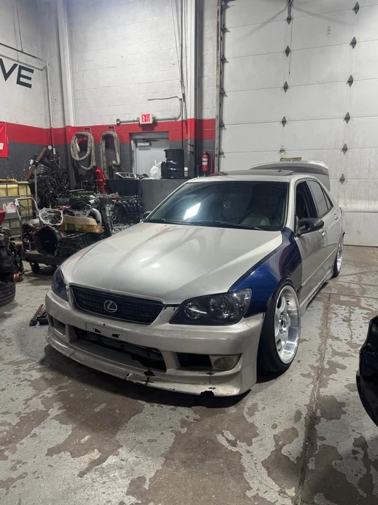 2001 Lexus IS 1st Gen - Image 4 of 5