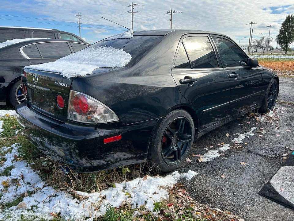 2001 Lexus IS 1st Gen - Image 4 of 7