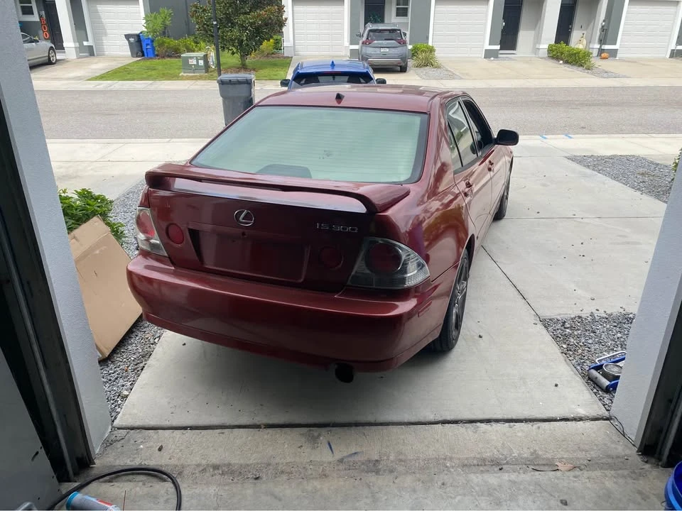 2001 Lexus IS 1st Gen - Image 3 of 4