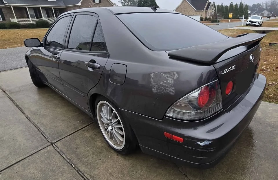 2001 Lexus IS 1st Gen - Image 5 of 5