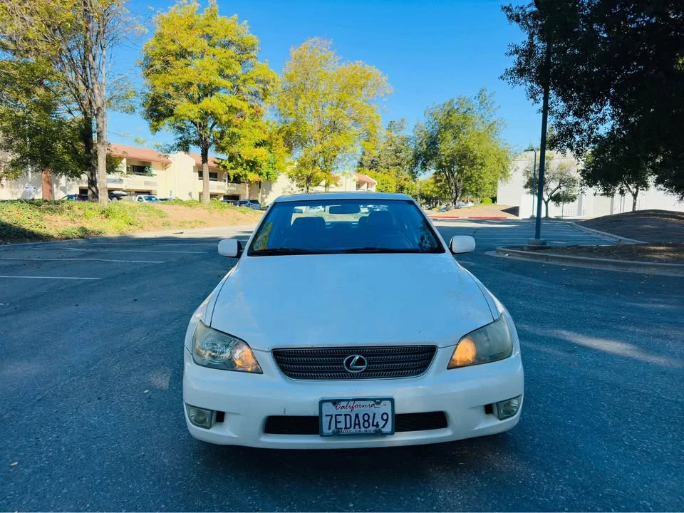 2001 Lexus IS 1st Gen - Image 19 of 19