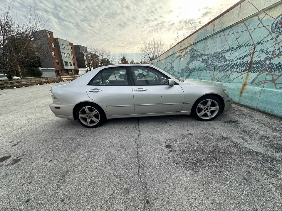 2001 Lexus IS 1st Gen - Image 4 of 20