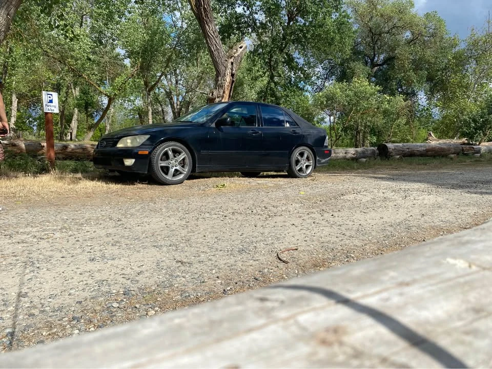 2001 Lexus IS 1st Gen - Image 5 of 5