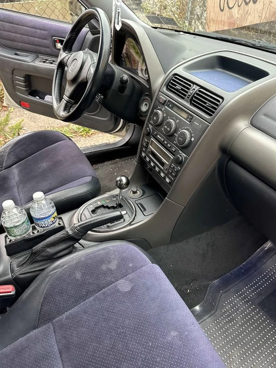 2001 Lexus IS 1st Gen - Image 12 of 20