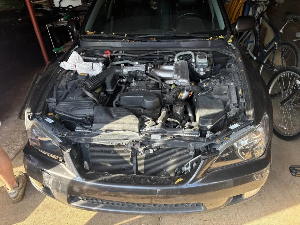 2001 Lexus IS 1st Gen - Image 11 of 12