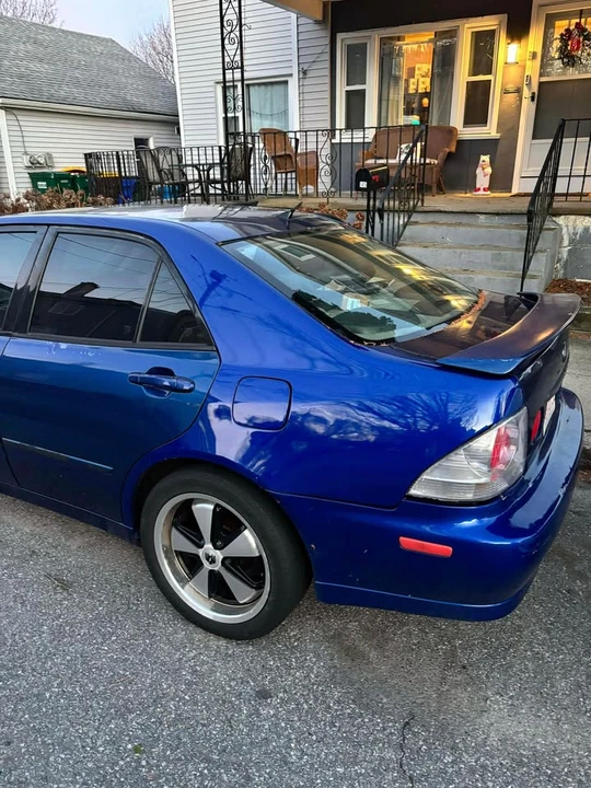 2001 Lexus IS 1st Gen - Image 6 of 9