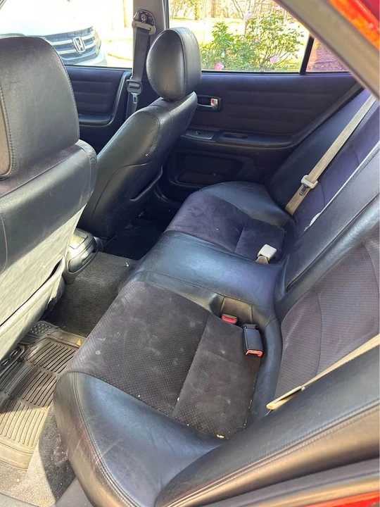 2001 Lexus IS 1st Gen - Image 6 of 7