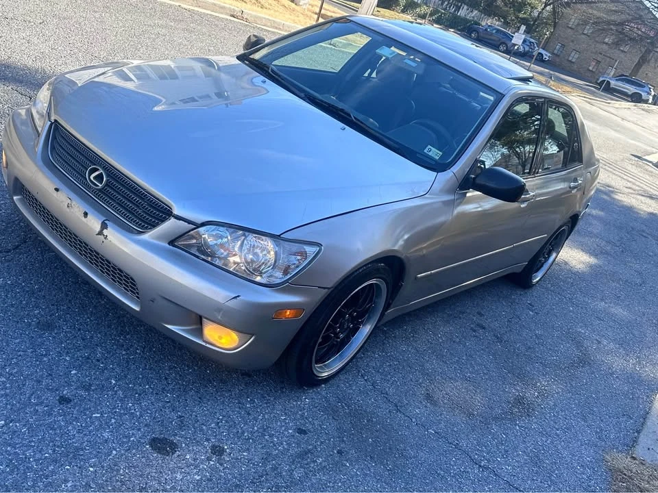 2001 Lexus IS 1st Gen - Image 3 of 20