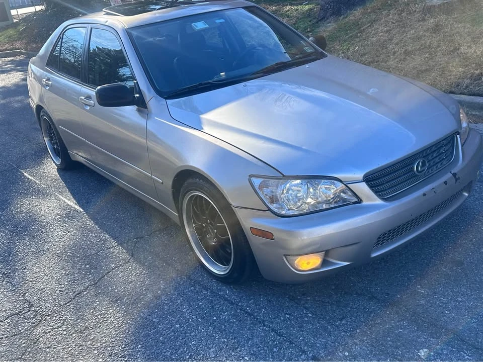 2001 Lexus IS 1st Gen - Image 4 of 20