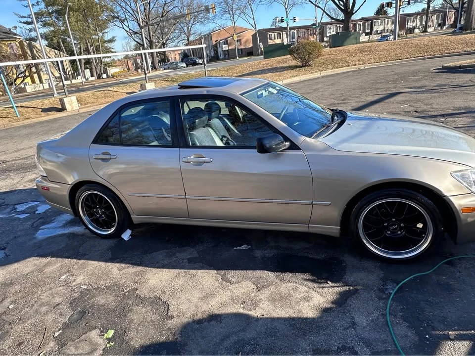 2001 Lexus IS 1st Gen - Image 6 of 20