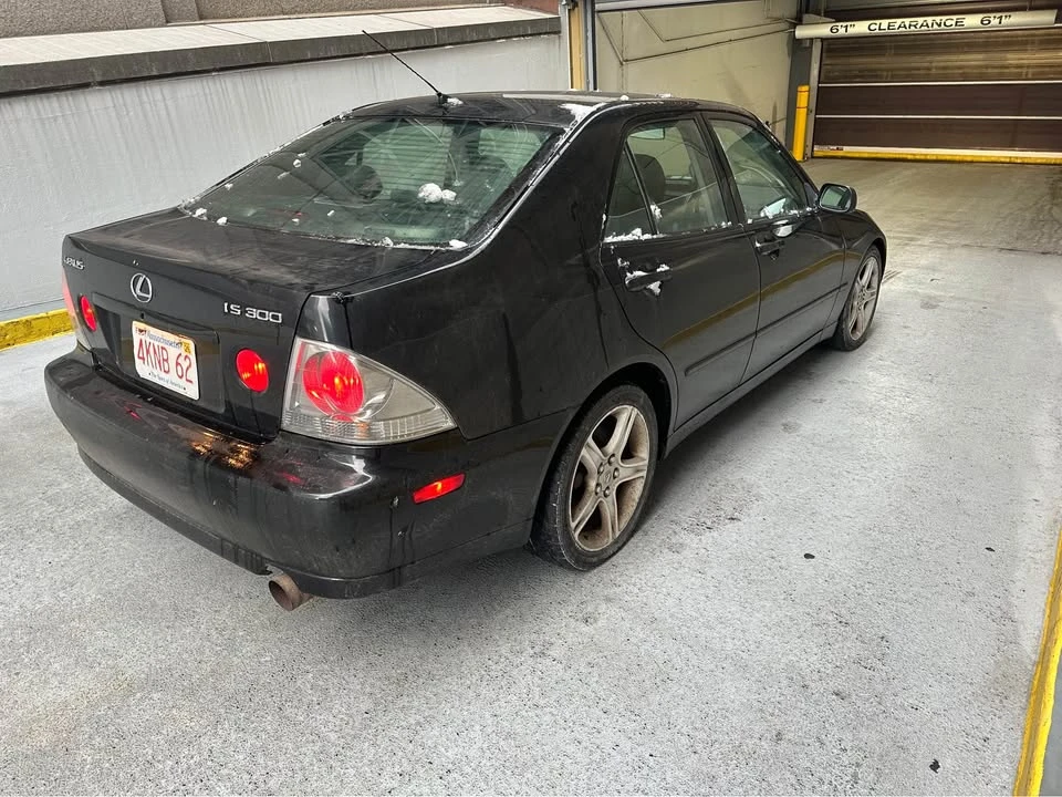 2001 Lexus IS 1st Gen - Image 3 of 8