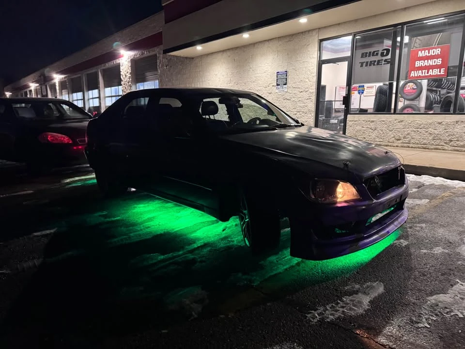 2001 Lexus IS 1st Gen - Image 4 of 4