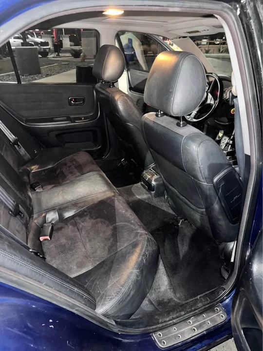 2001 Lexus IS 1st Gen - Image 5 of 7