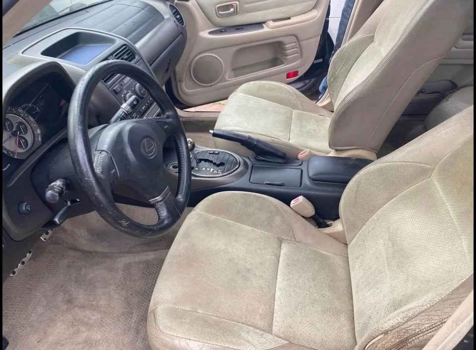 2001 Lexus IS 1st Gen - Image 9 of 12