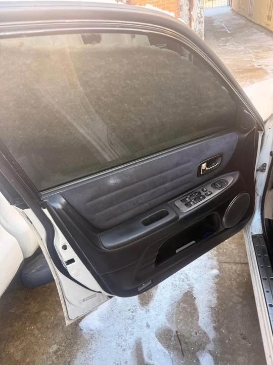 2001 Lexus IS 1st Gen - Image 6 of 11
