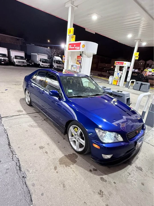 2001 Lexus IS 1st Gen - Image 4 of 10