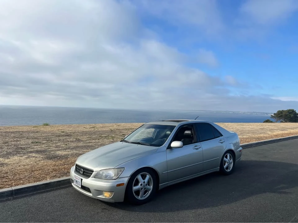 2001 Lexus IS 1st Gen - Image 4 of 19